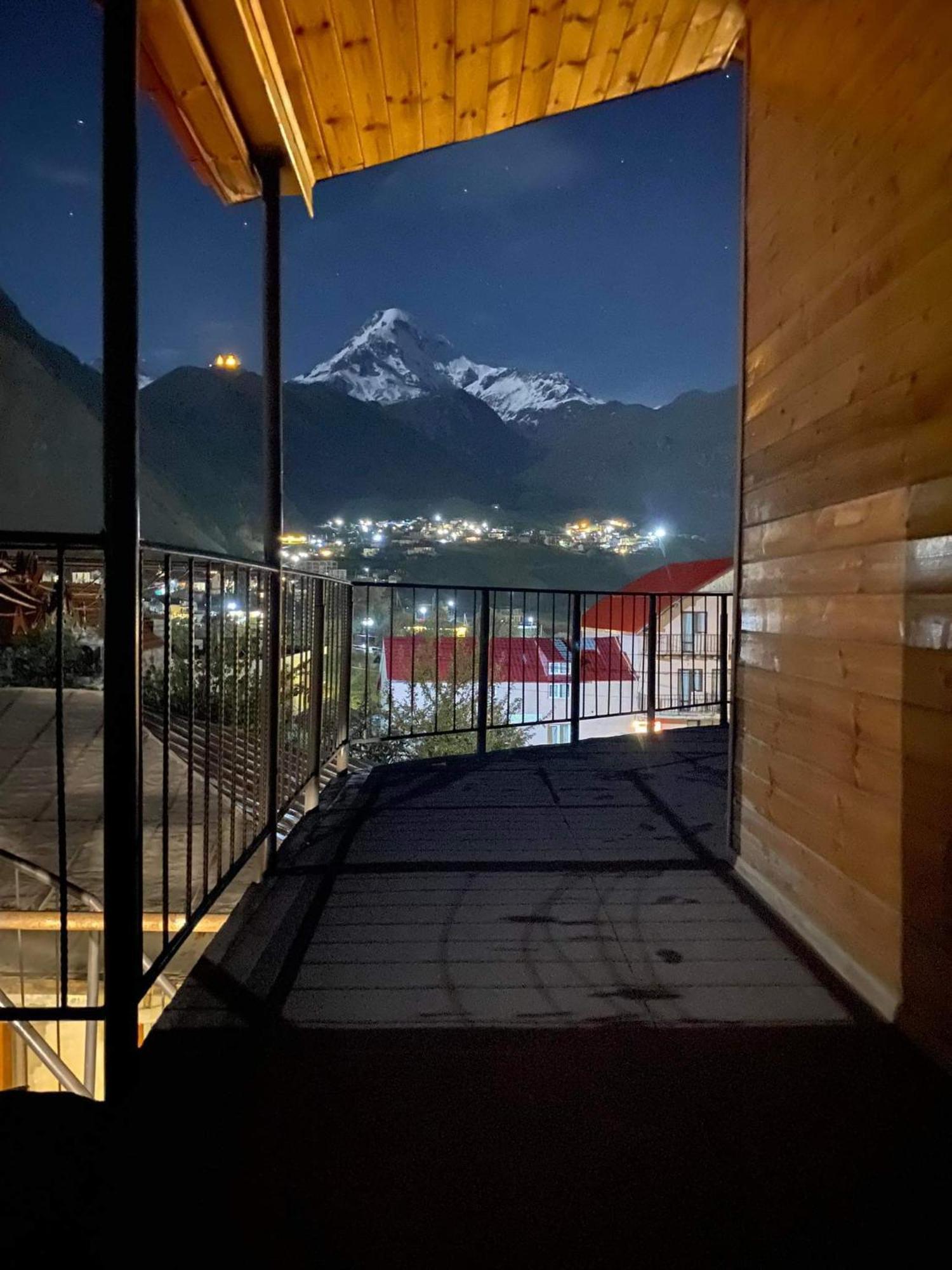 Four Season In Kazbegi Hotel ห้อง รูปภาพ